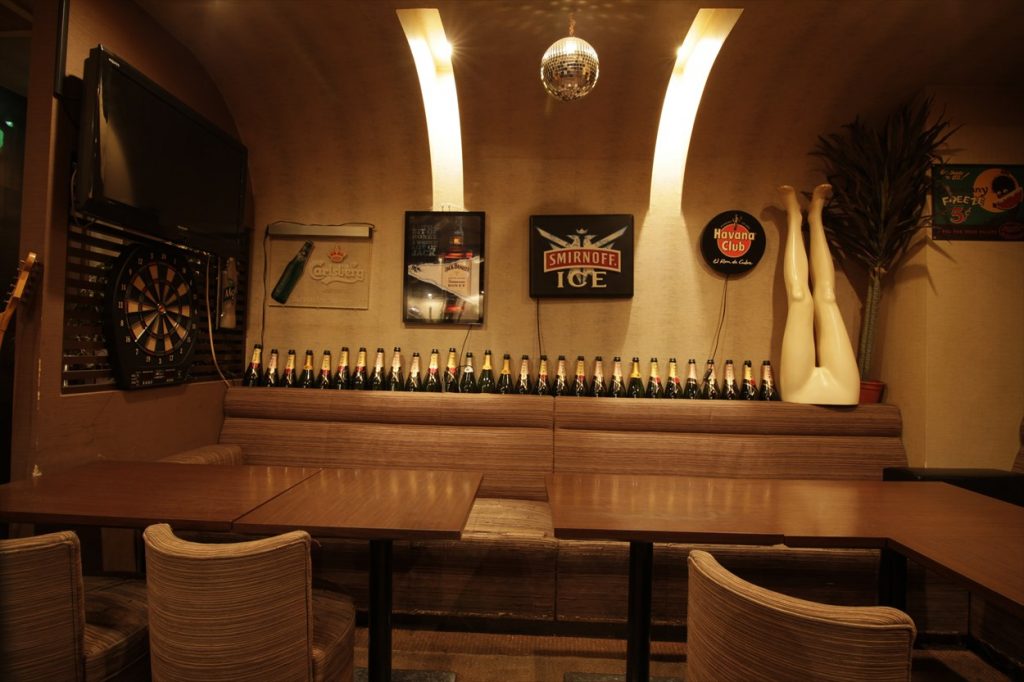 Bar ROCK,THIS TOWN - 店内
